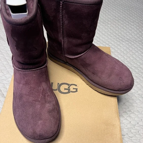 UGG Women's Classic Short II in Port (Rich Plum/purple) - Picture 2 of 9
